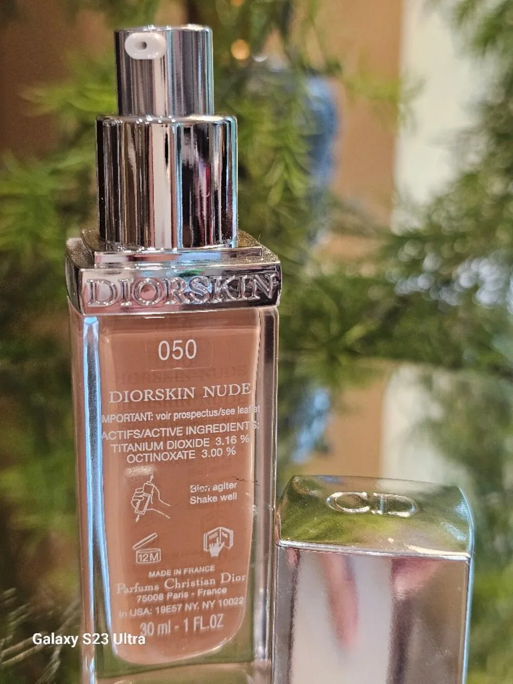 Dior Skin Nude Natural Glow Hydrating Makeup 050, Made in France